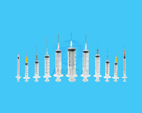Disposable sterile syringe 3-parts luer slip